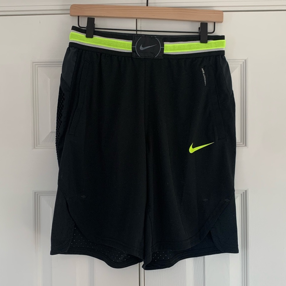 Nike Aeroswift basketball shorts